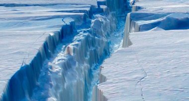 Antarctica's Larsen C Ice Shelf (Youtube)